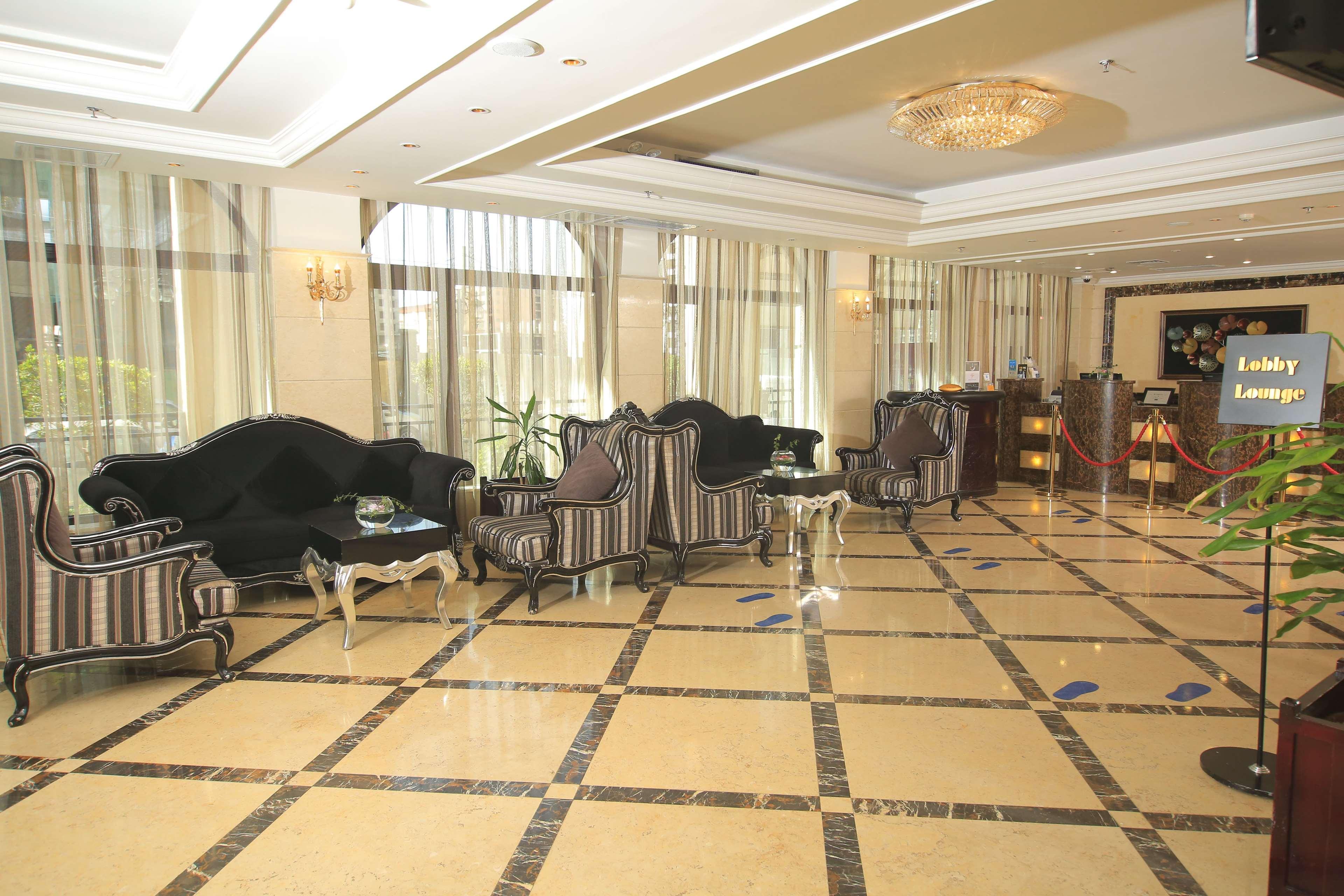 Golden Tulip Addis Ababa Hotel Kültér fotó