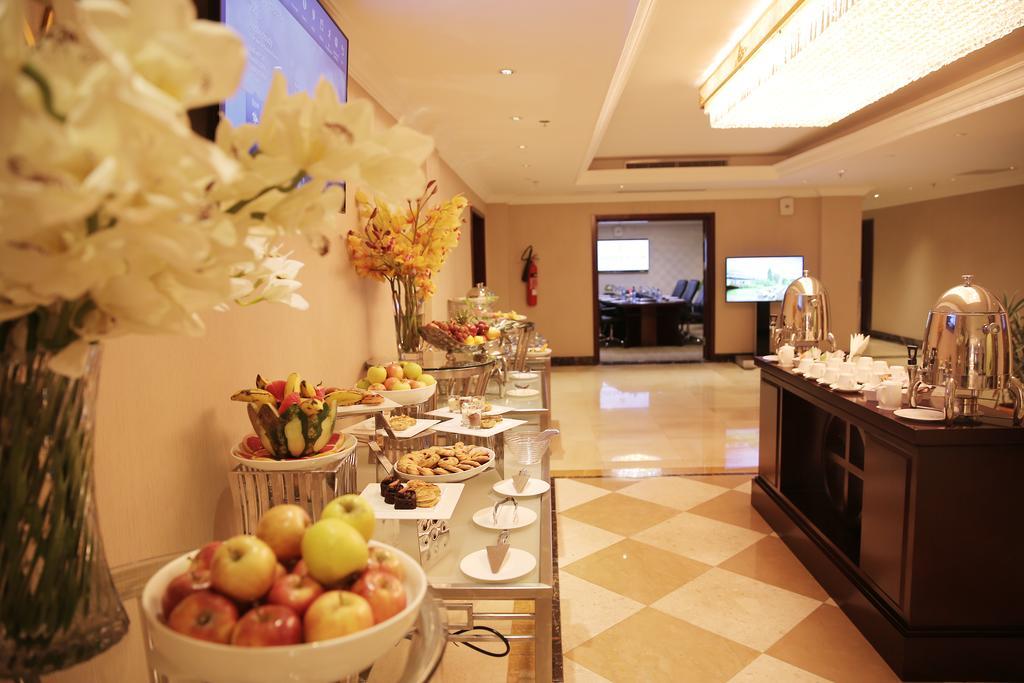 Golden Tulip Addis Ababa Hotel Kültér fotó