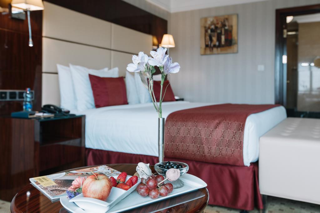 Golden Tulip Addis Ababa Hotel Kültér fotó